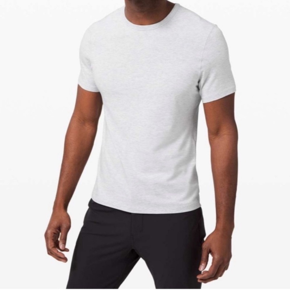 Lululemon 5 Year Basic Tee. Heathered Core Ultra Light Grey  Men's T-Shirt M